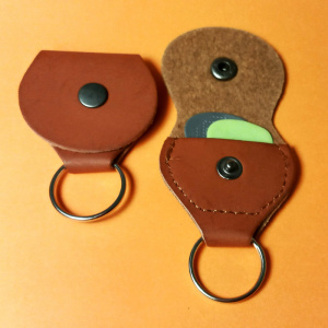 pickholder3